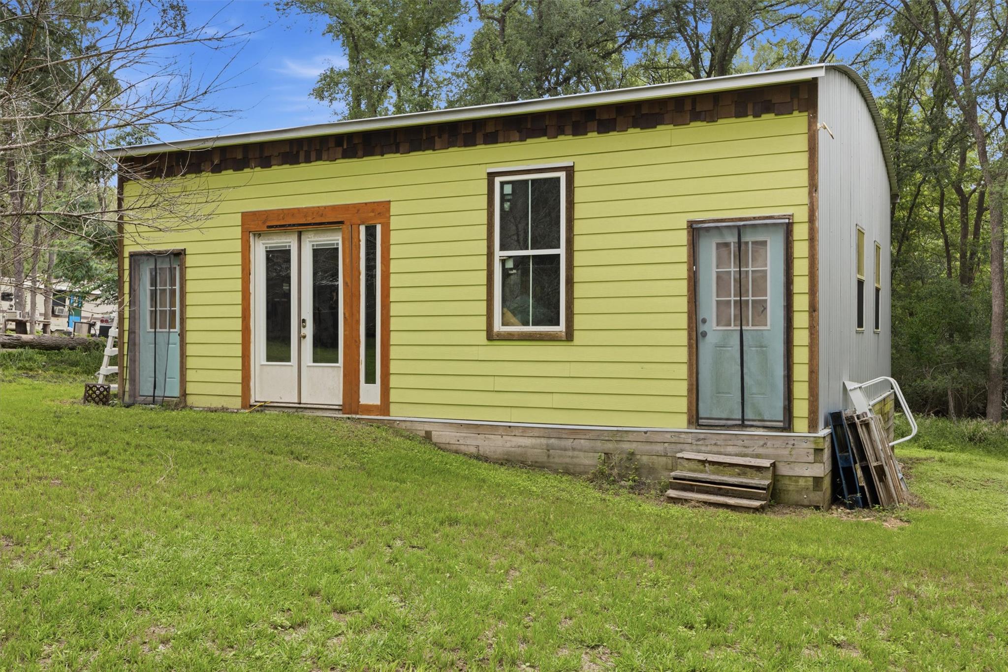 364 Old 71, Cedar Creek, TX 78612