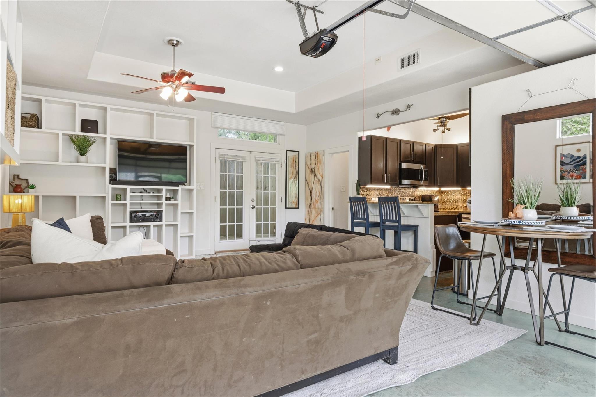 364 Old 71, Cedar Creek, TX 78612