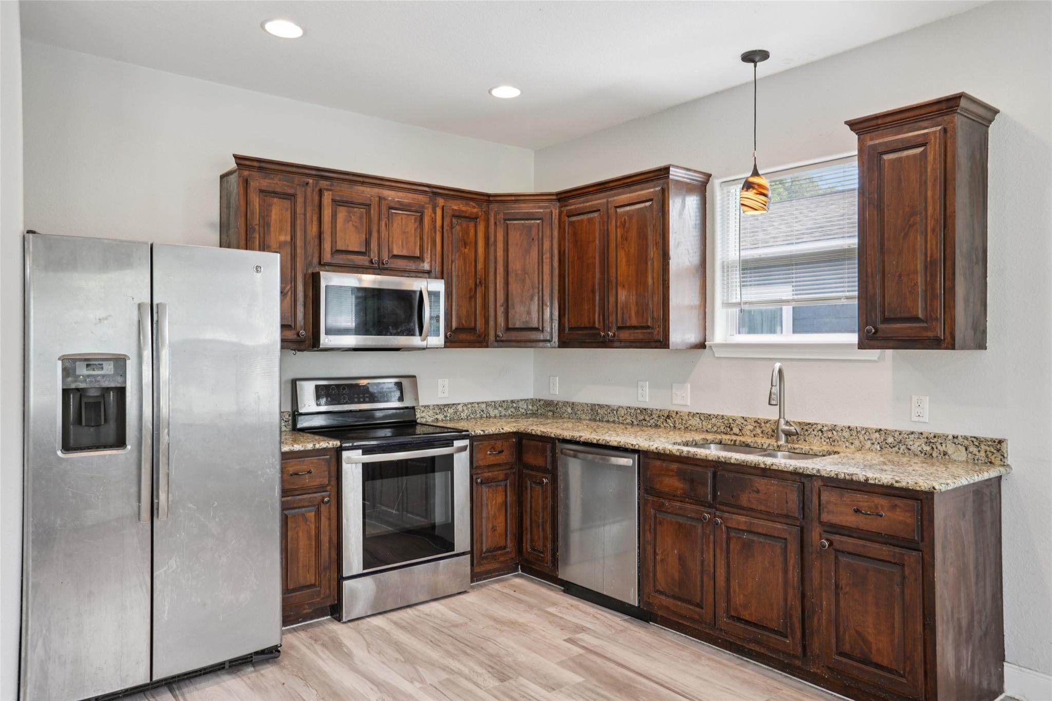 156 Fm 2571, Smithville, TX 78957