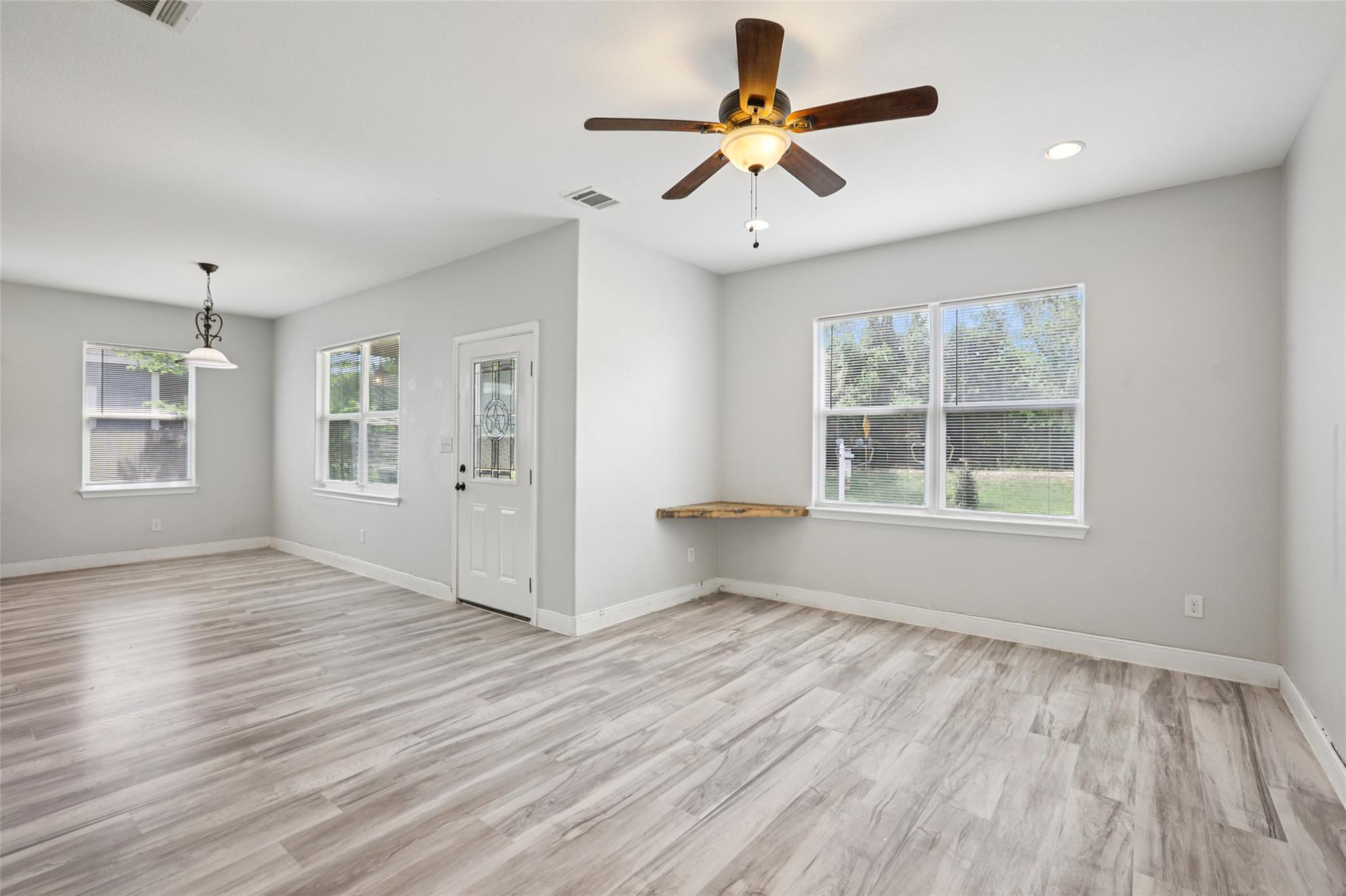 156 Fm 2571, Smithville, TX 78957