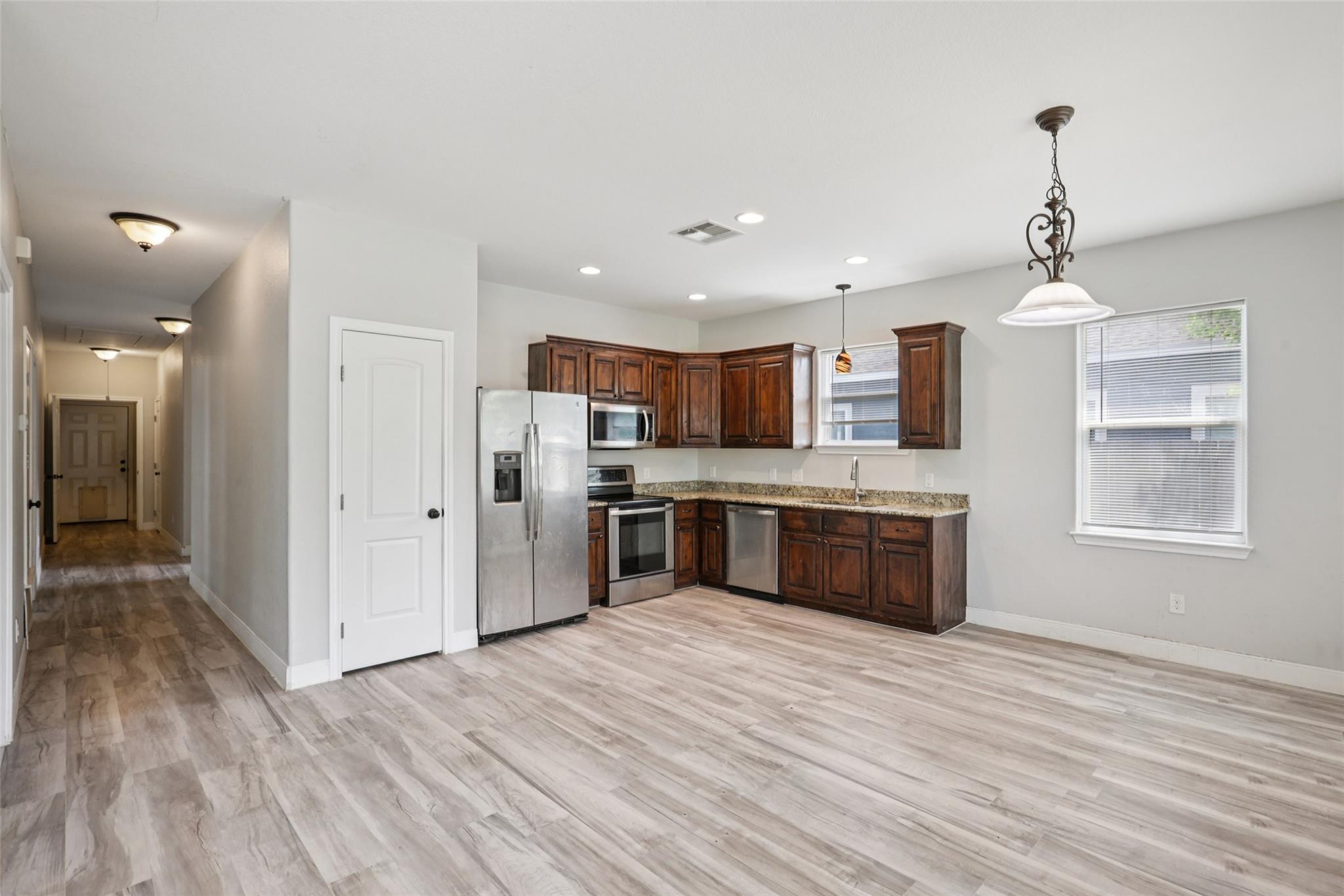 156 Fm 2571, Smithville, TX 78957