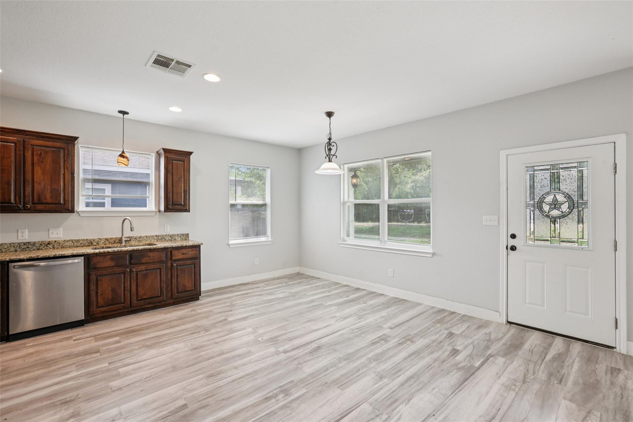 156 Fm 2571, Smithville, TX 78957