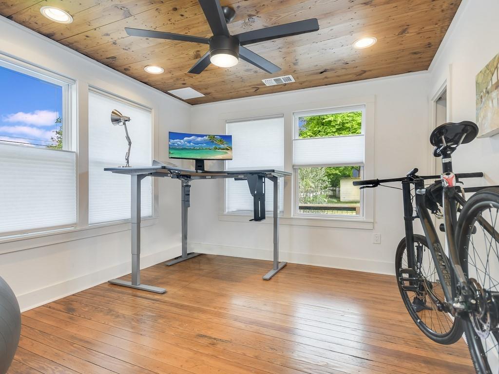 1313 Garden St, Austin, TX 78702