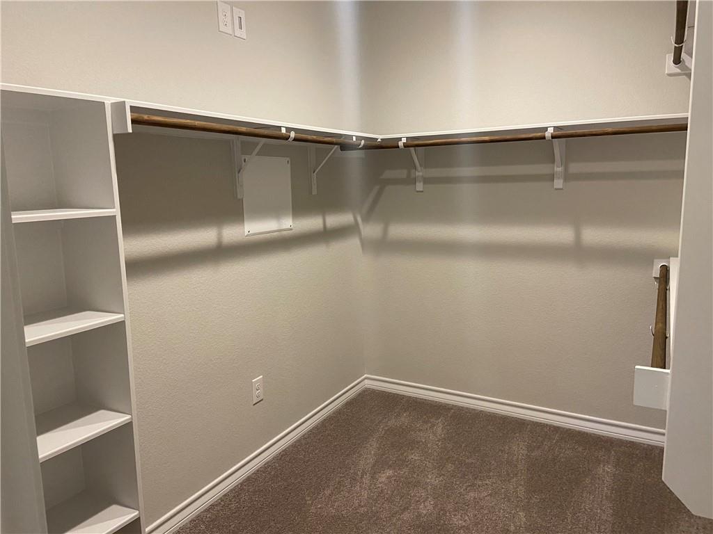 790 Eves Necklace Dr, Buda, TX 78610