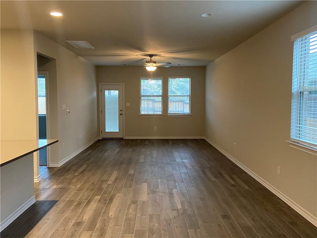 790 Eves Necklace Dr, Buda, TX 78610