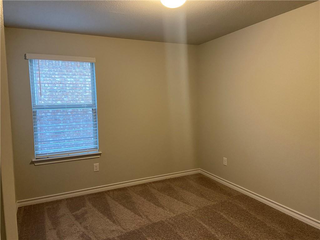 790 Eves Necklace Dr, Buda, TX 78610