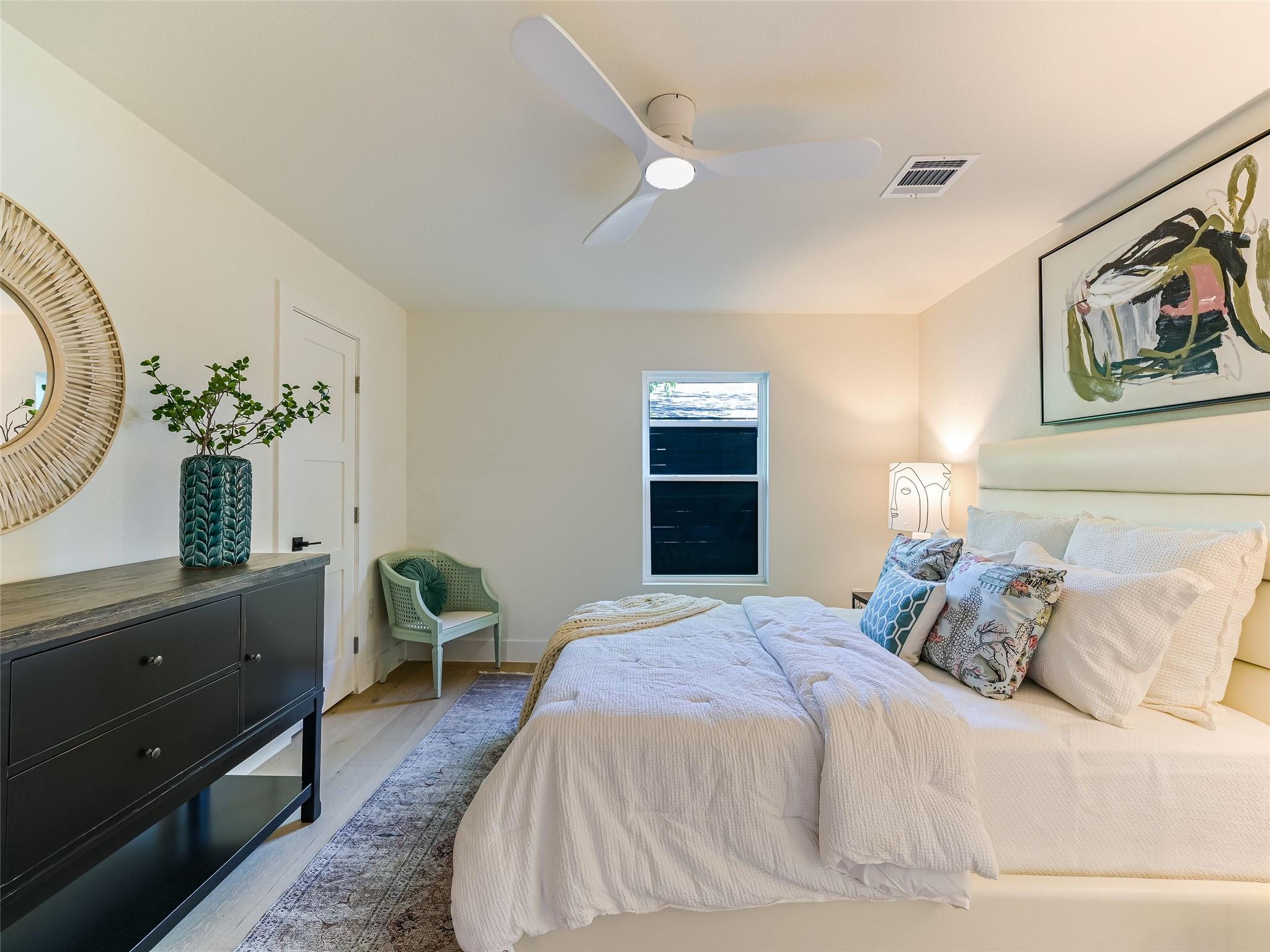 5608 Northdale Dr, Austin, TX 78723