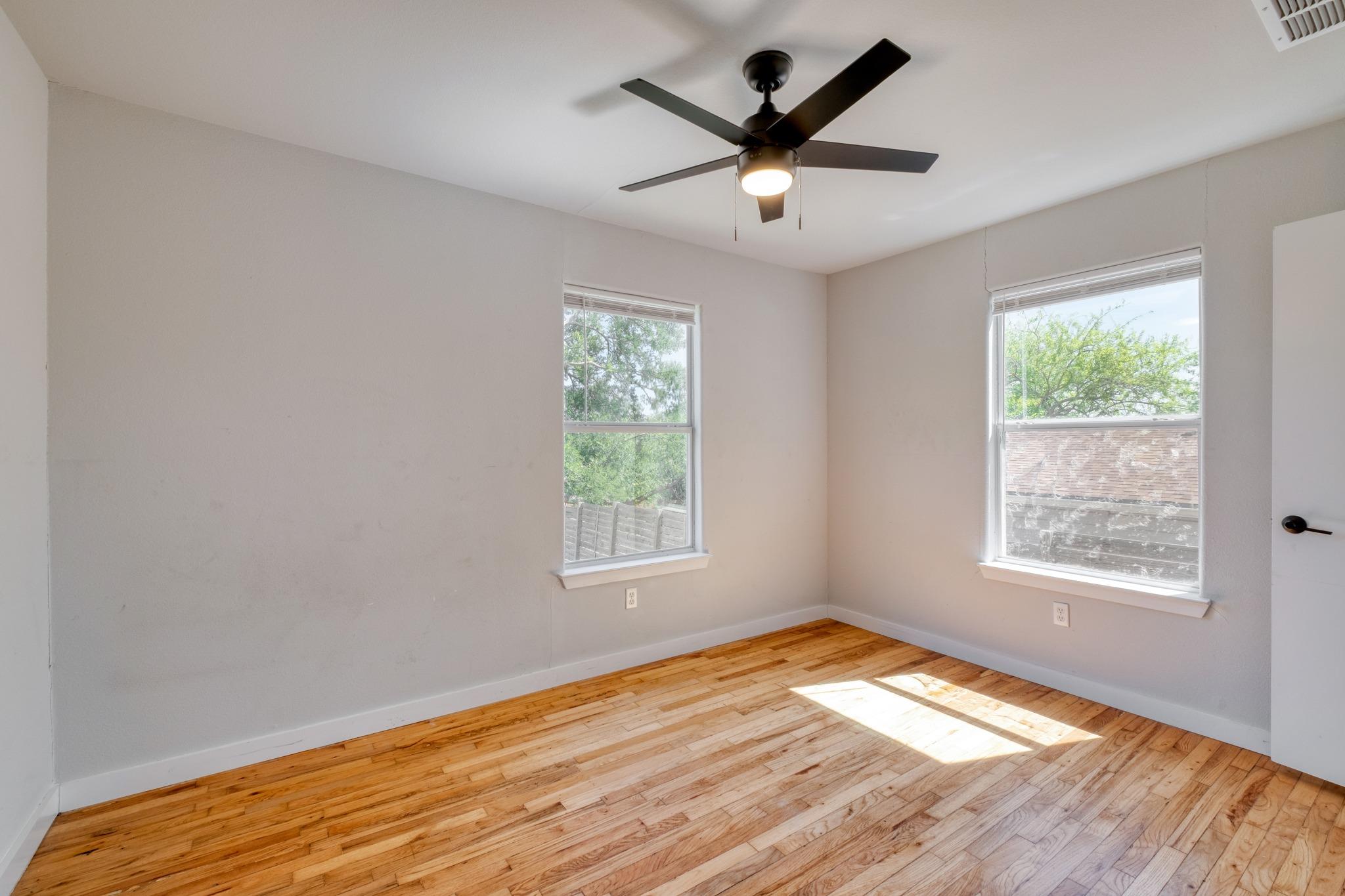 1719 ADINA St, Austin, TX 78721