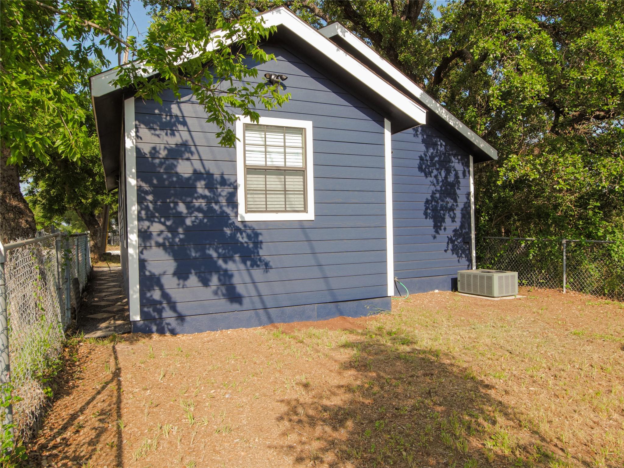 1308 San Bernard St, Austin, TX 78702