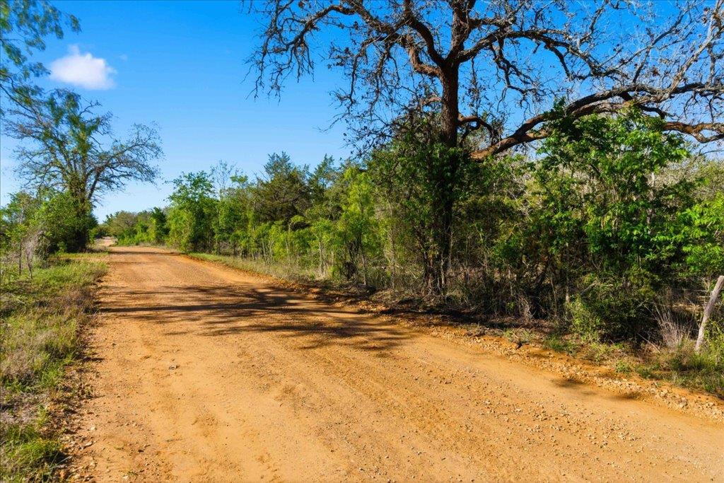0 Cr 437, Gonzales, TX 78629