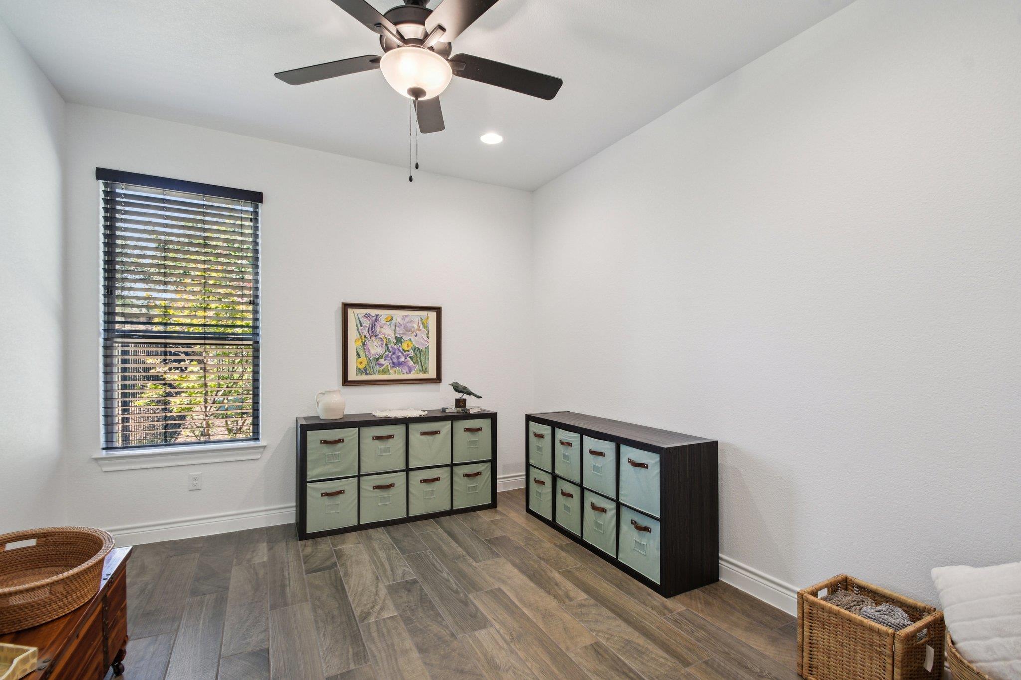 804 Indian Hawthorne Dr, Georgetown, TX 78628