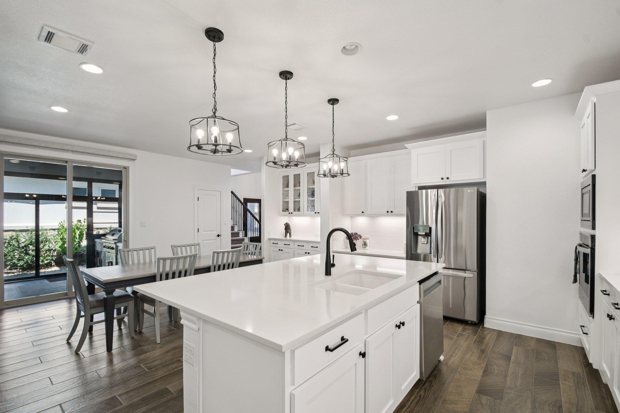 804 Indian Hawthorne Dr, Georgetown, TX 78628