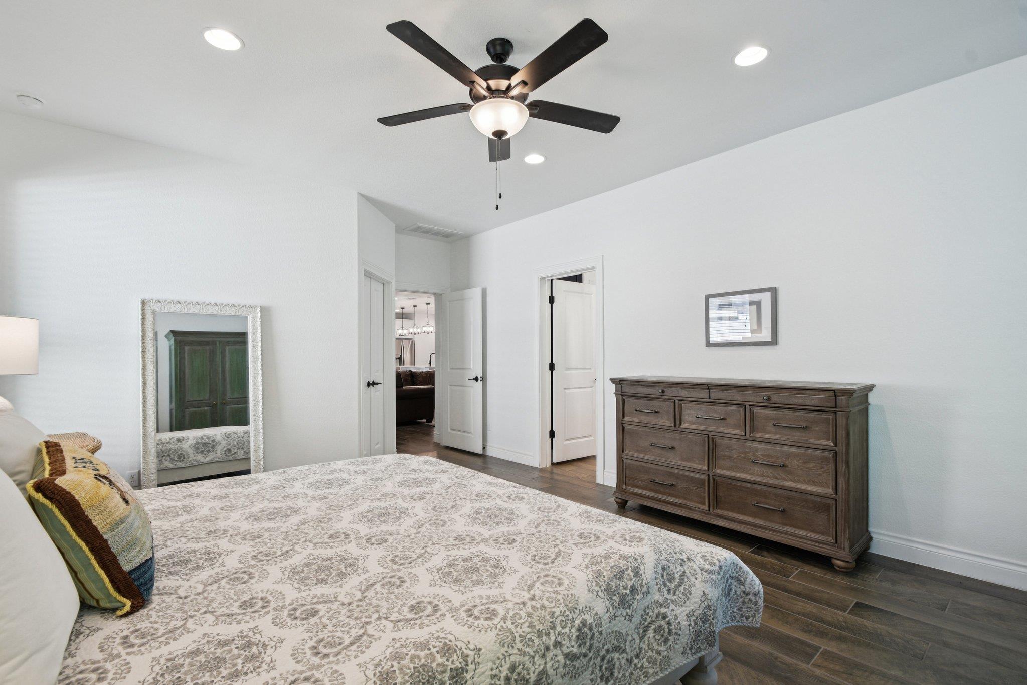 804 Indian Hawthorne Dr, Georgetown, TX 78628