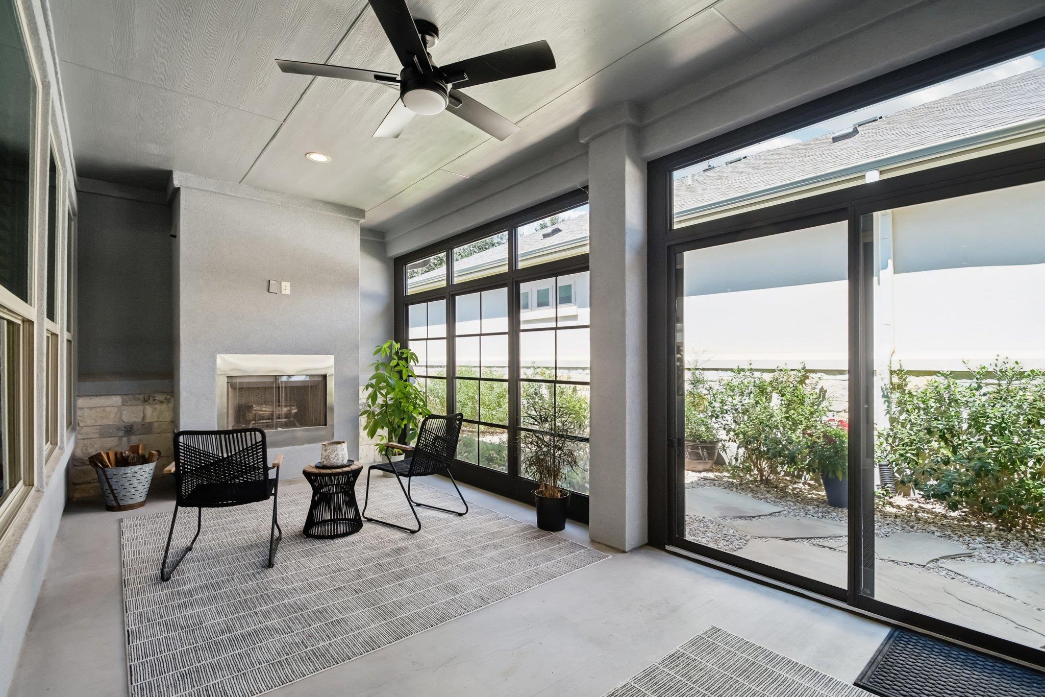 804 Indian Hawthorne Dr, Georgetown, TX 78628