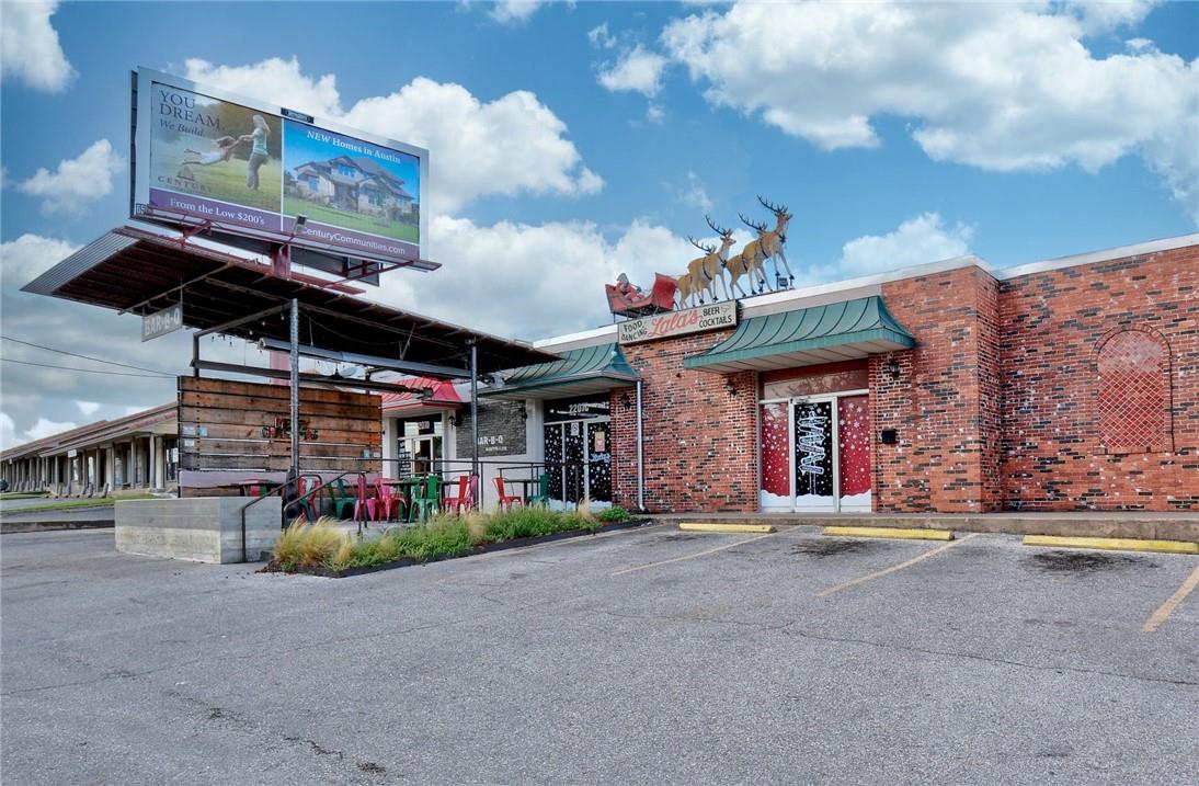 8312 Bowling Green Dr # 2, Austin, TX 78757