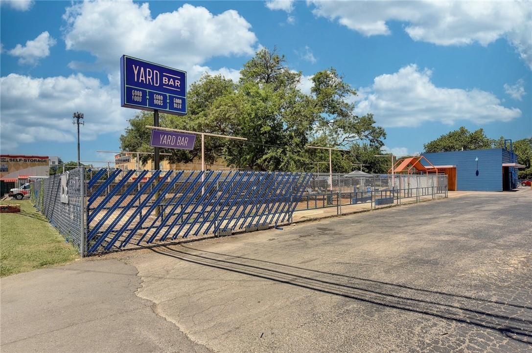 8312 Bowling Green Dr # 2, Austin, TX 78757