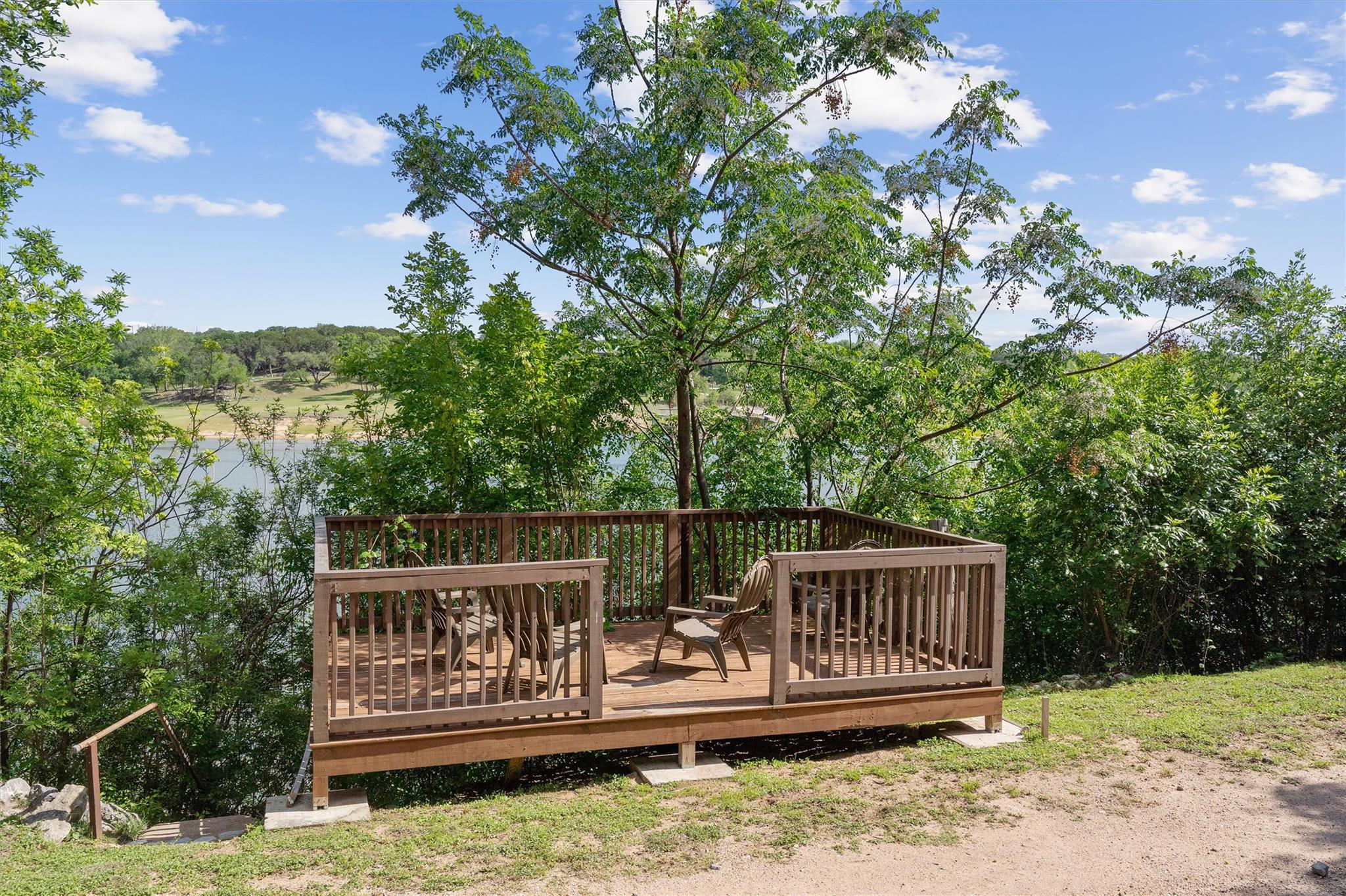 25413 Pedernales Point Dr, Spicewood, TX 78669