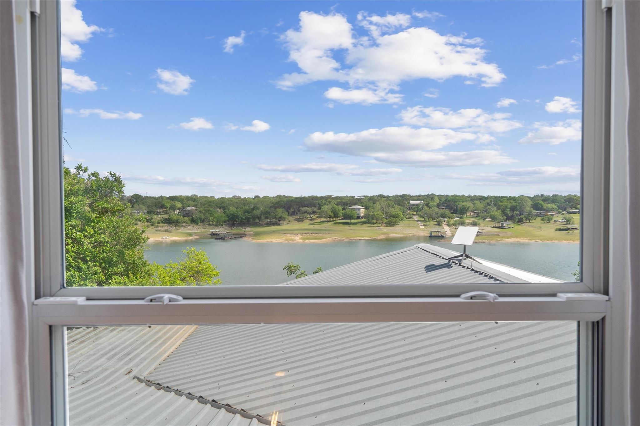 25413 Pedernales Point Dr, Spicewood, TX 78669