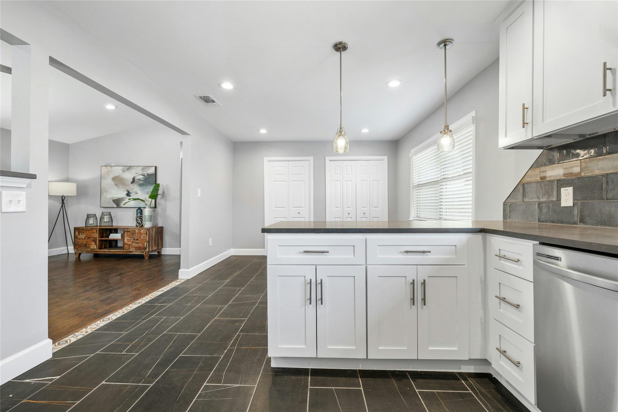 5503 Manor Rd, Austin, TX 78723