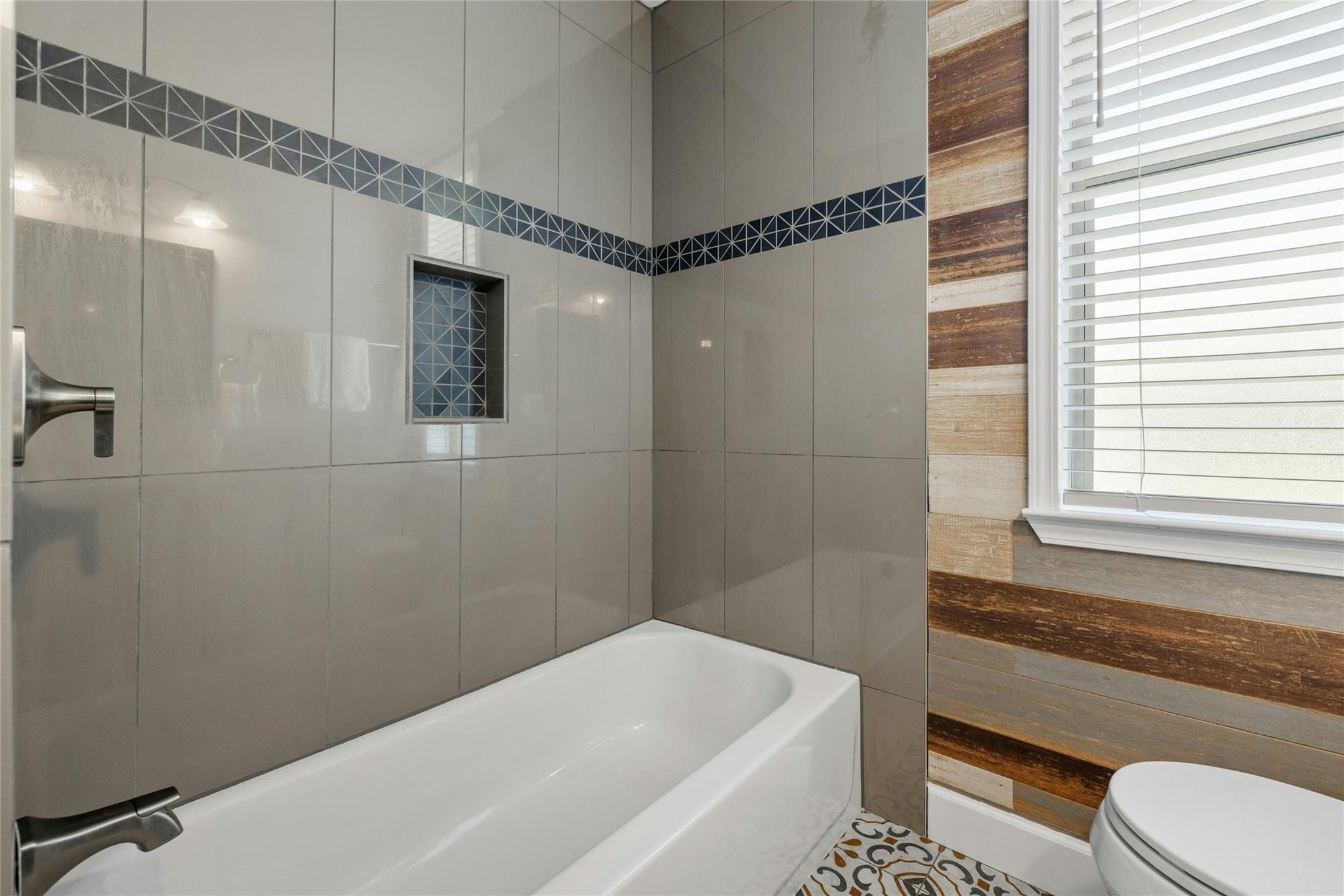 5503 Manor Rd, Austin, TX 78723