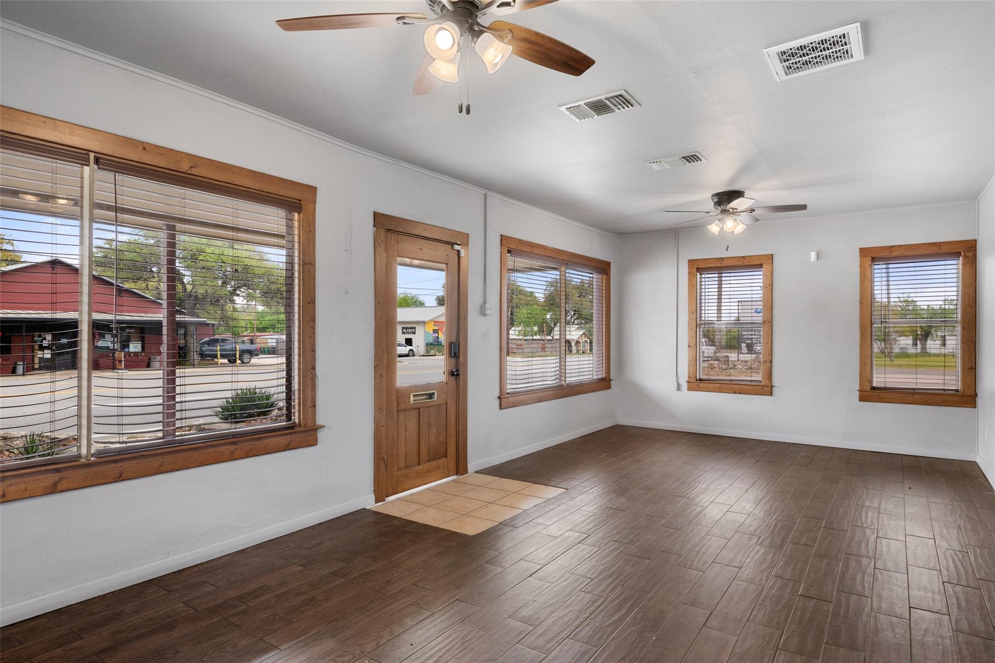 807 Main St, Blanco, TX 78606