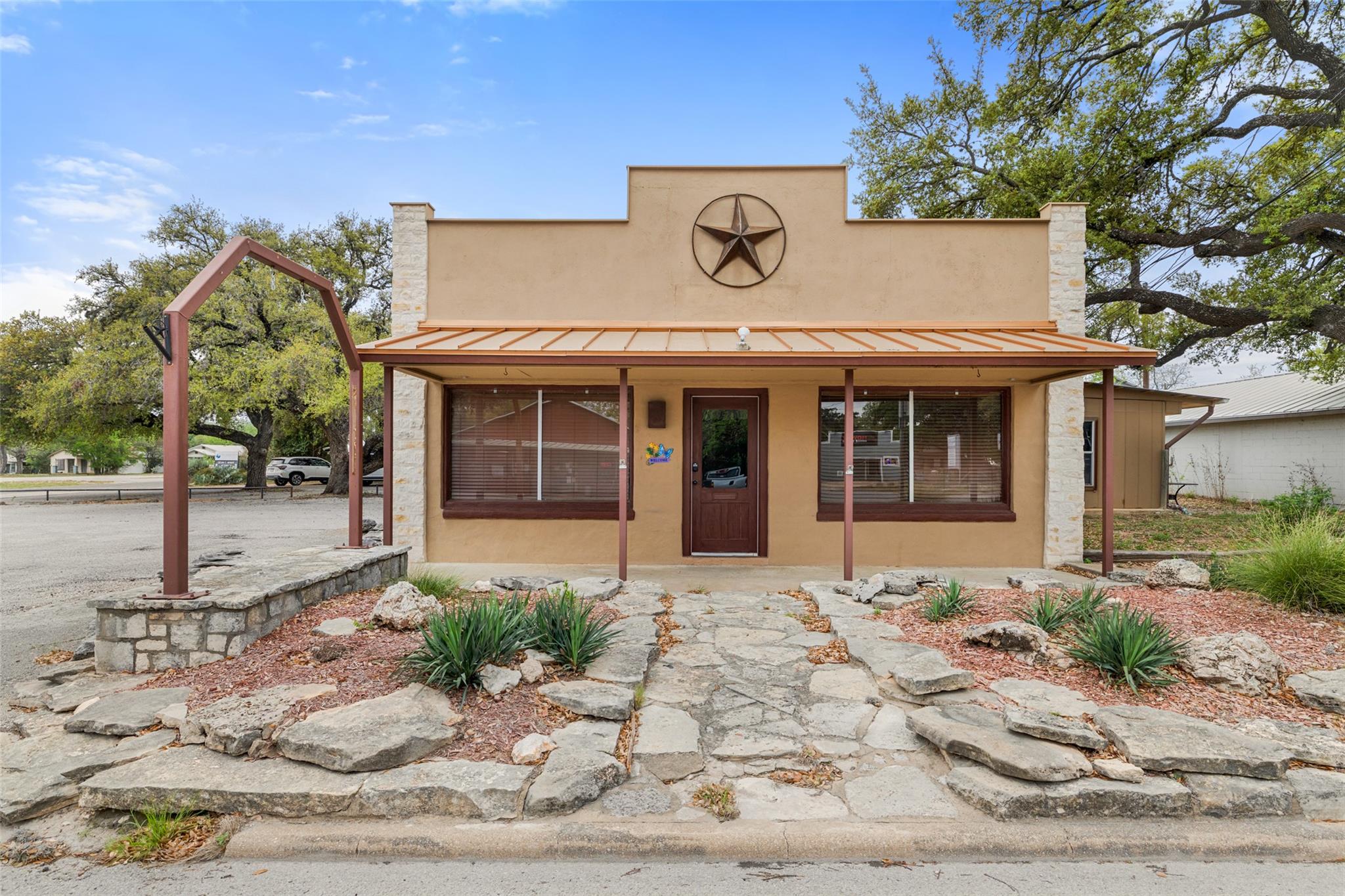 807 Main St, Blanco, TX 78606