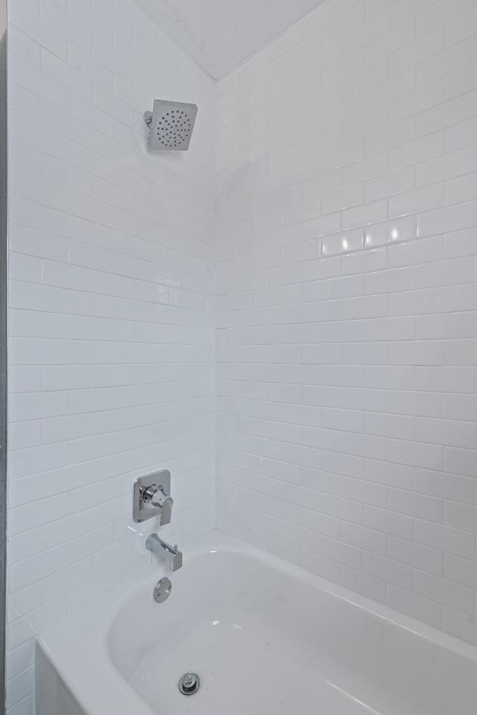 700 Creekmont Dr, Round Rock, TX 78681