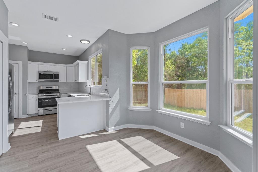 700 Creekmont Dr, Round Rock, TX 78681