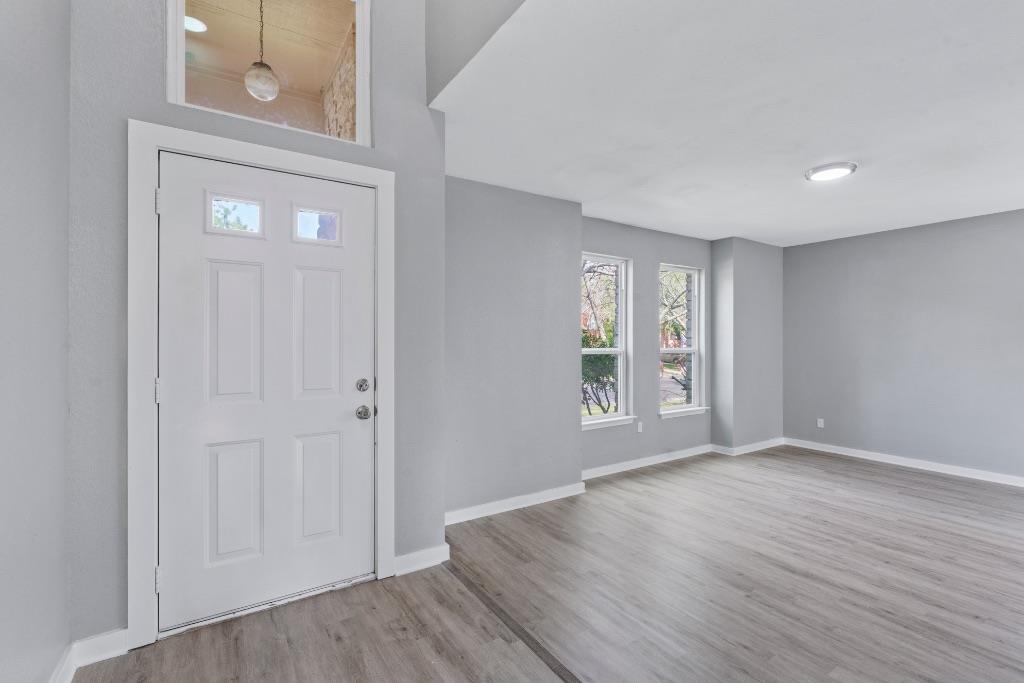 700 Creekmont Dr, Round Rock, TX 78681