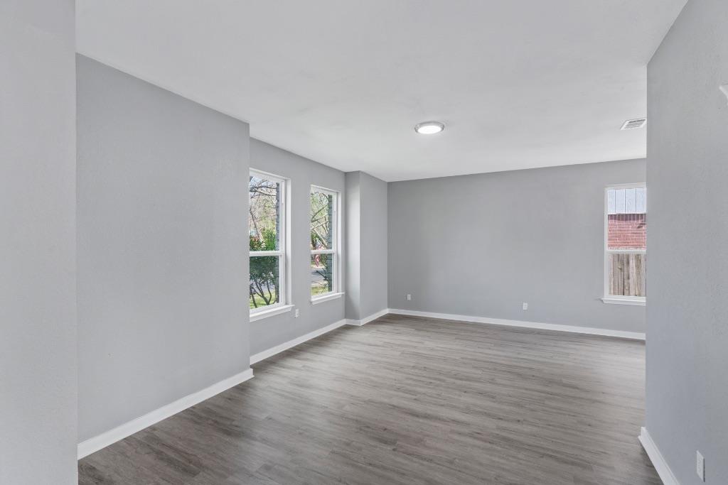 700 Creekmont Dr, Round Rock, TX 78681