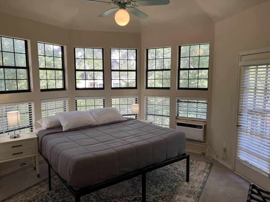 501 Westbrook Dr, Austin, TX 78746