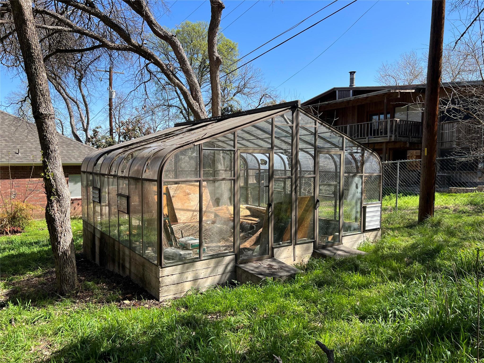 501 Westbrook Dr, Austin, TX 78746