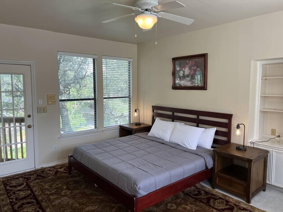 501 Westbrook Dr, Austin, TX 78746