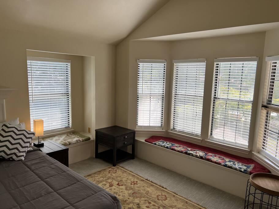 501 Westbrook Dr, Austin, TX 78746