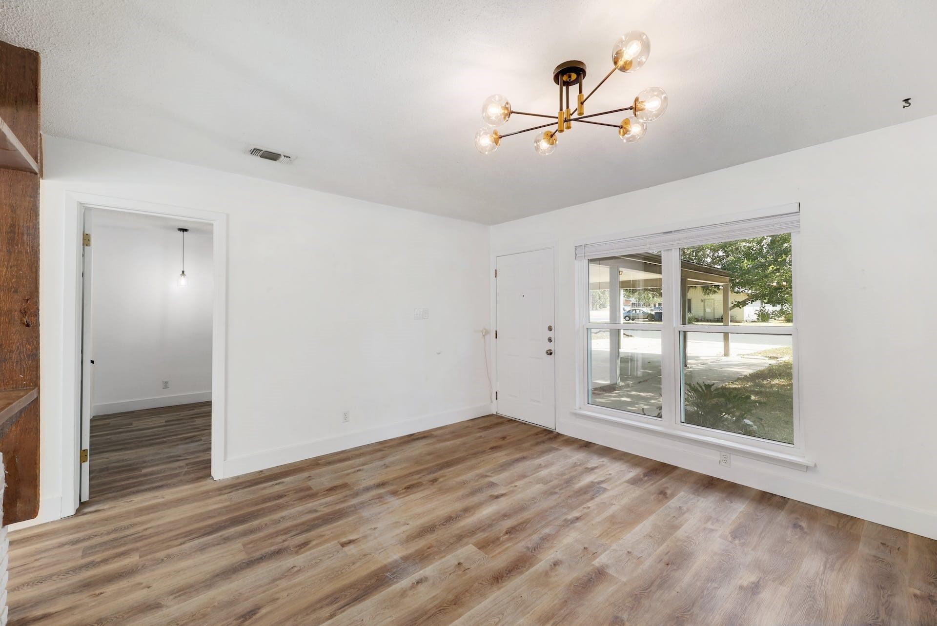 8312 Bowling Green Dr # 1, Austin, TX 78757