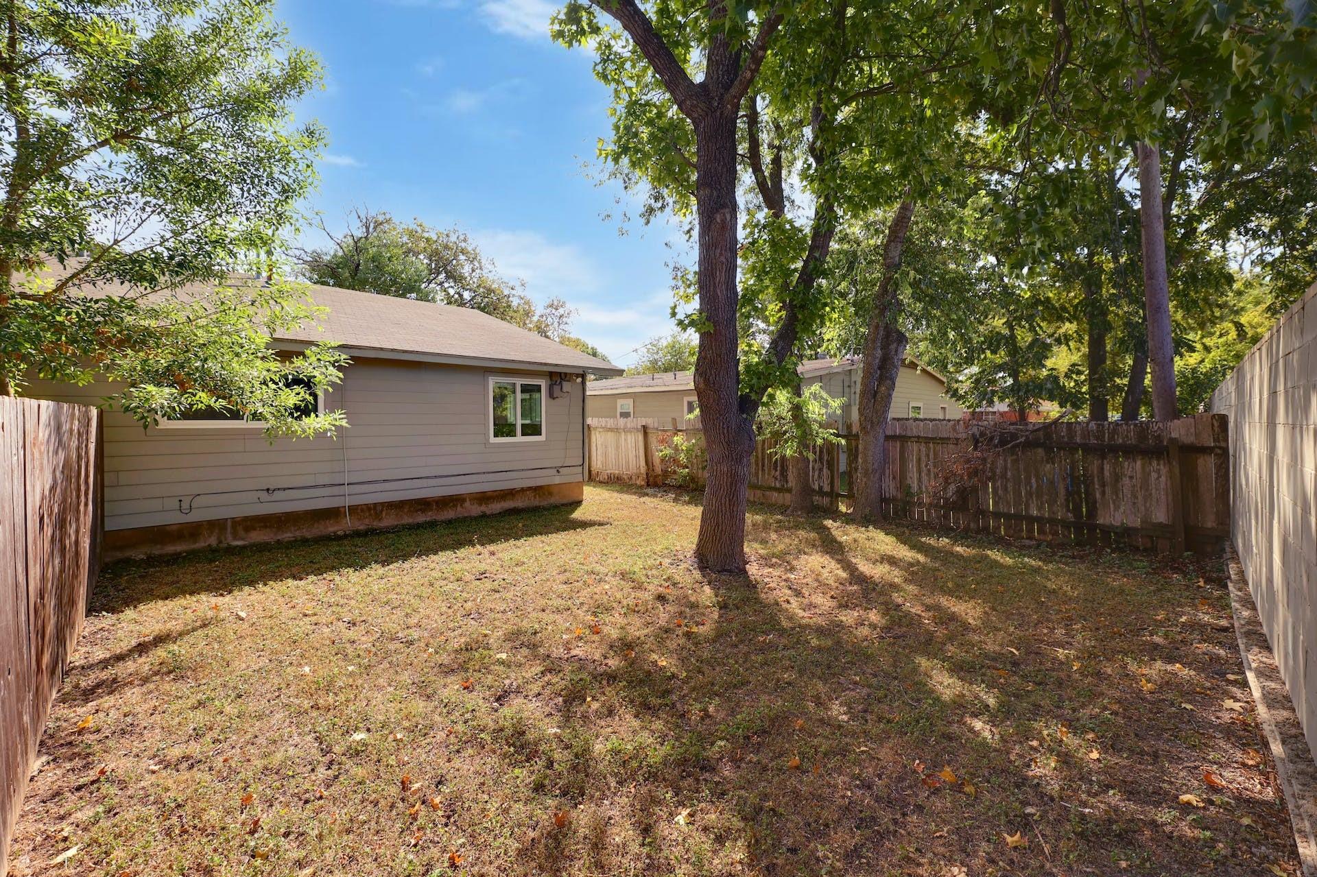 8312 Bowling Green Dr # 1, Austin, TX 78757