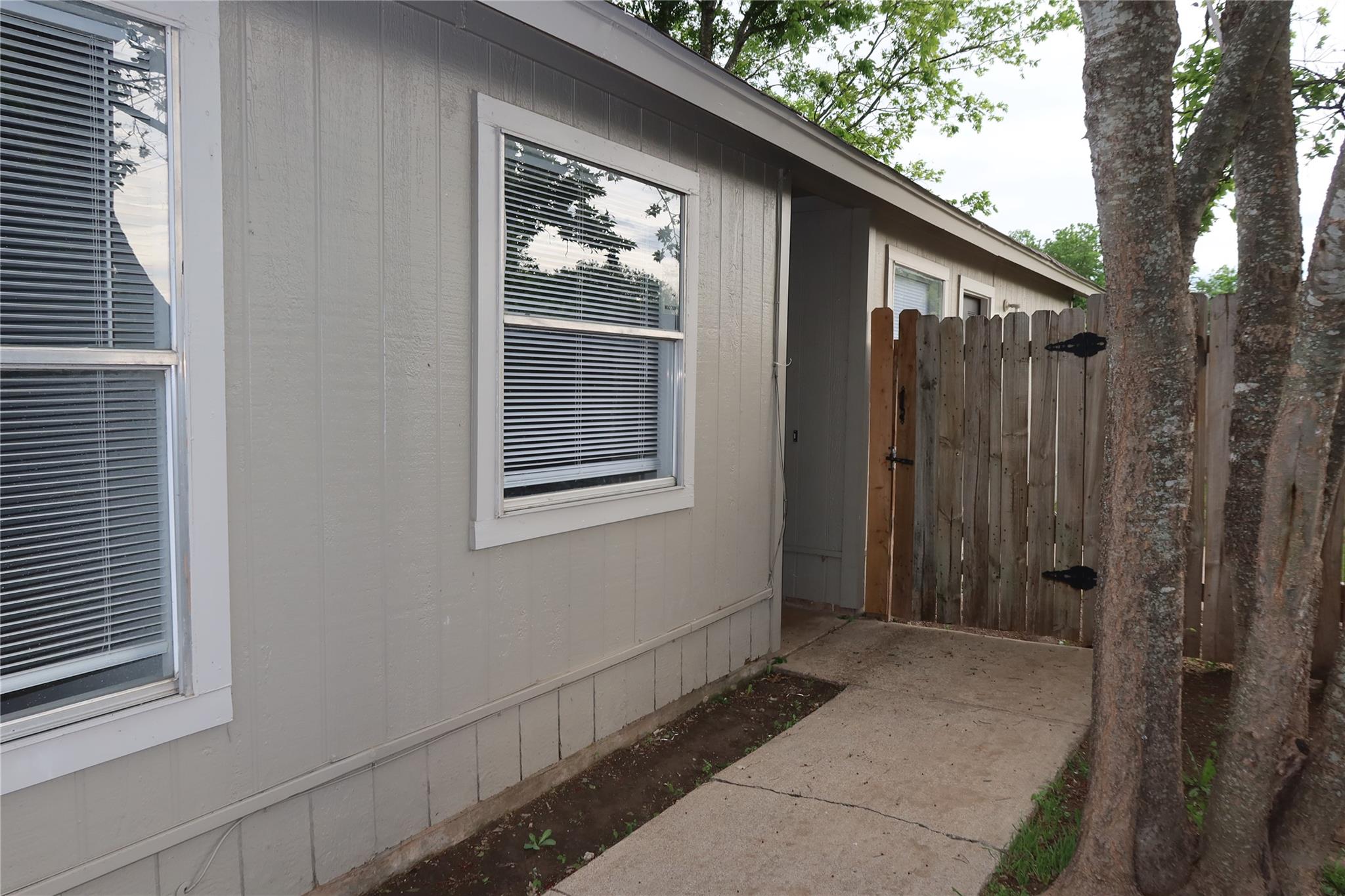 2511 Bucks Run # A, Austin, TX 78744