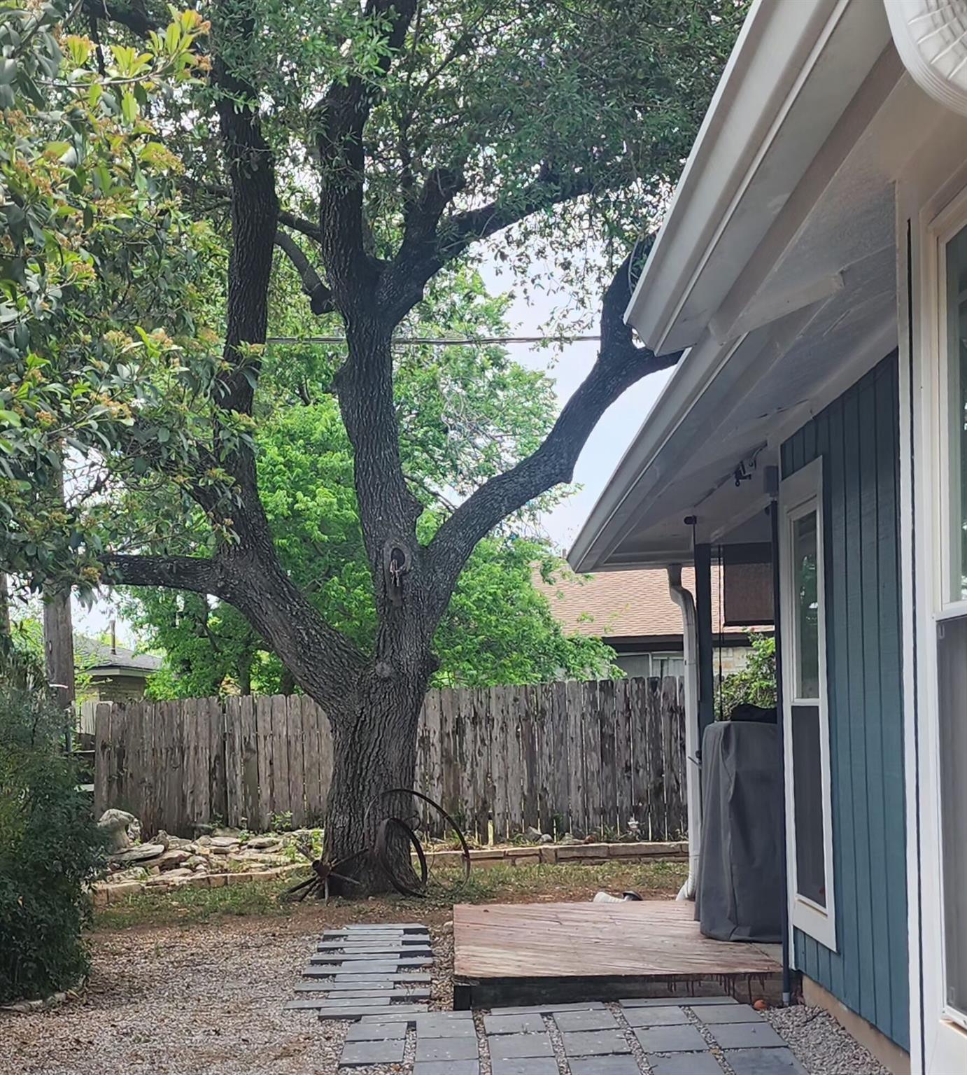 2005 Elysian Flds, Austin, TX 78727