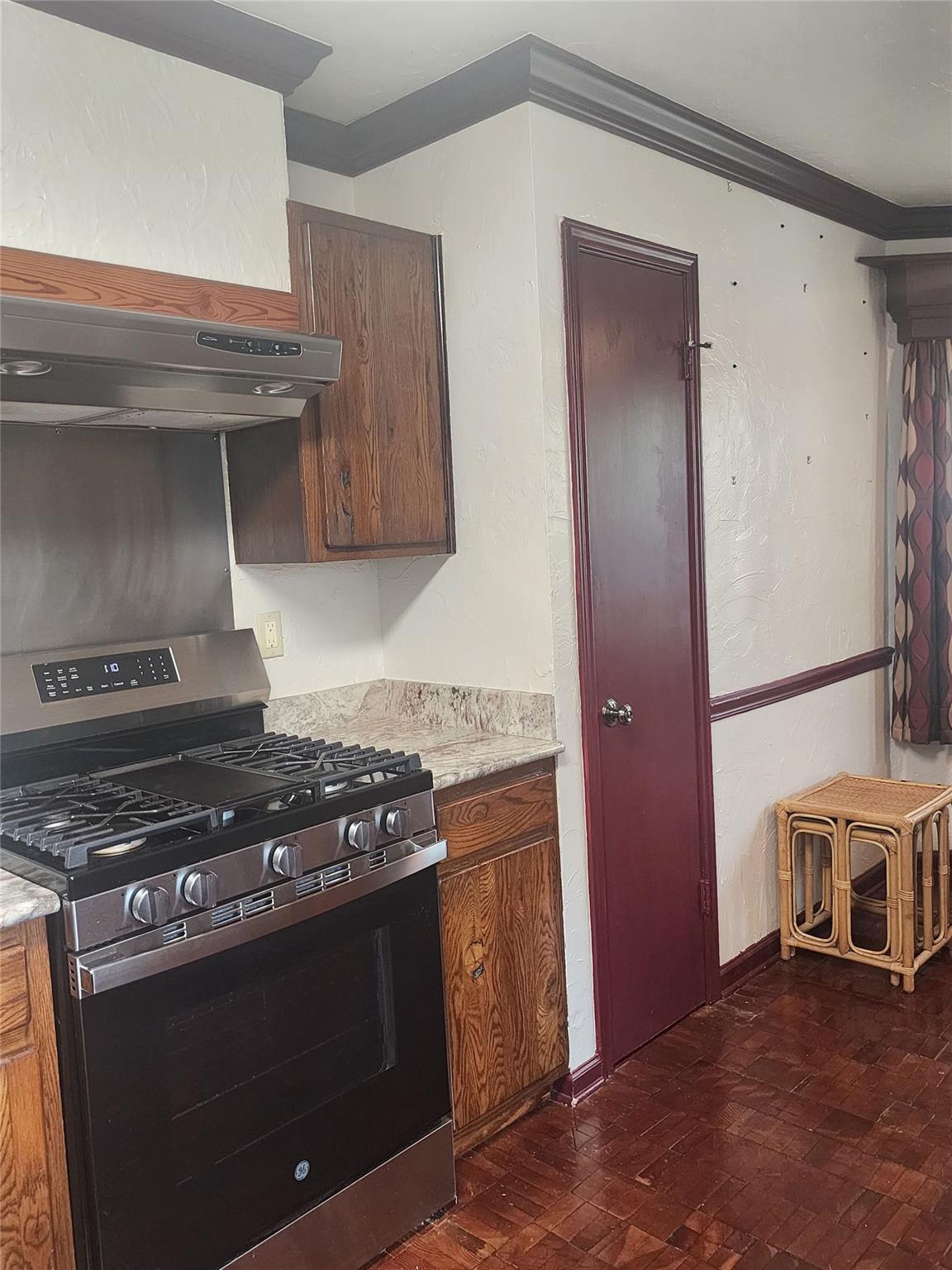 2005 Elysian Flds, Austin, TX 78727