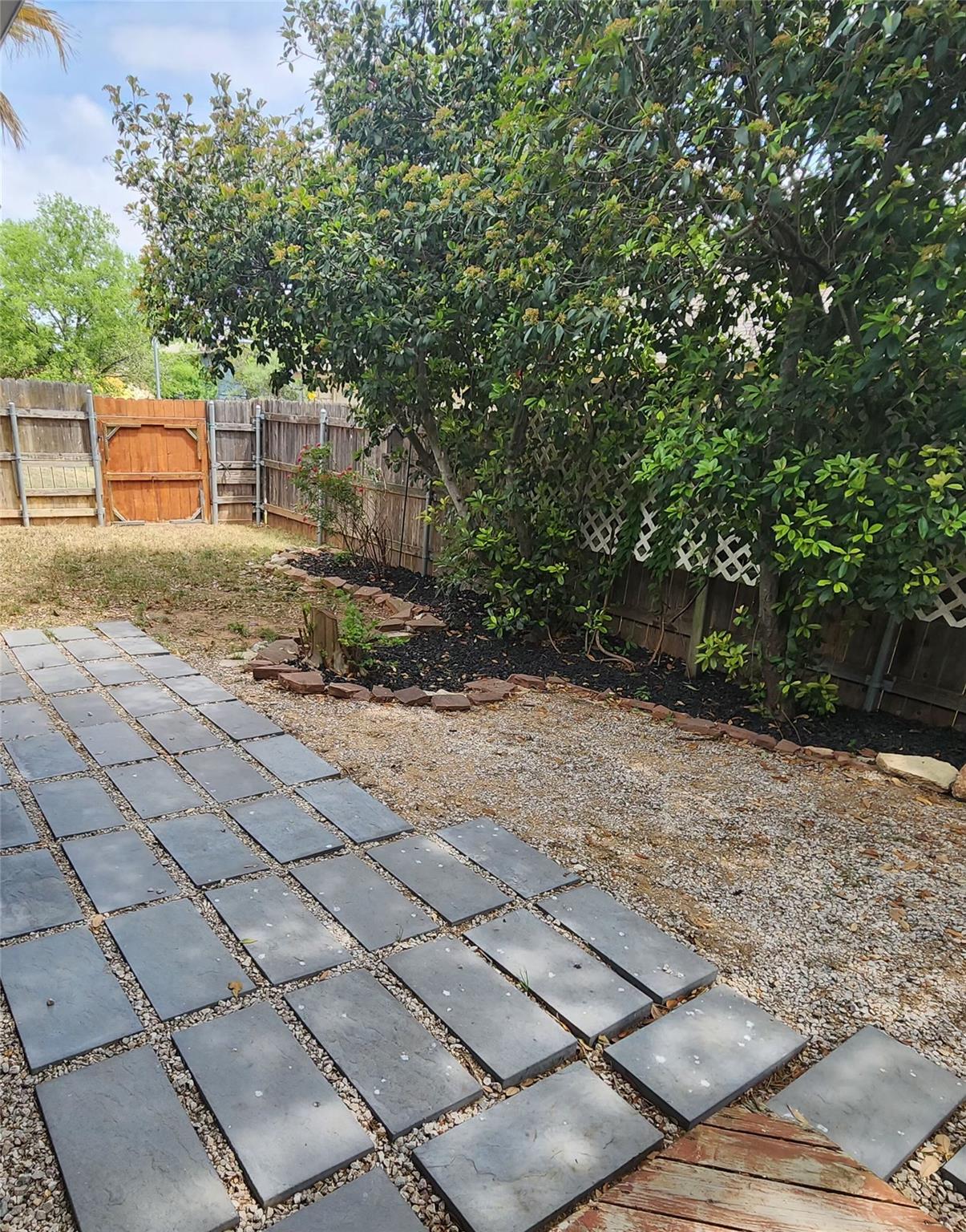 2005 Elysian Flds, Austin, TX 78727