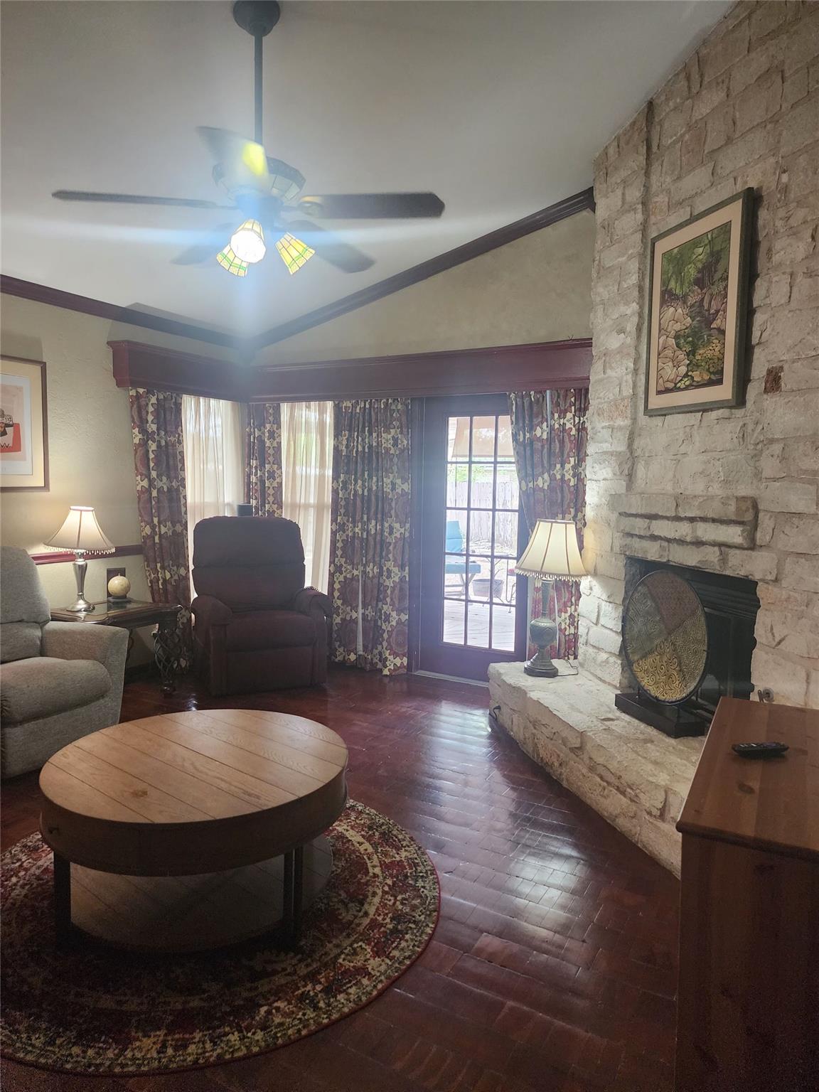 2005 Elysian Flds, Austin, TX 78727