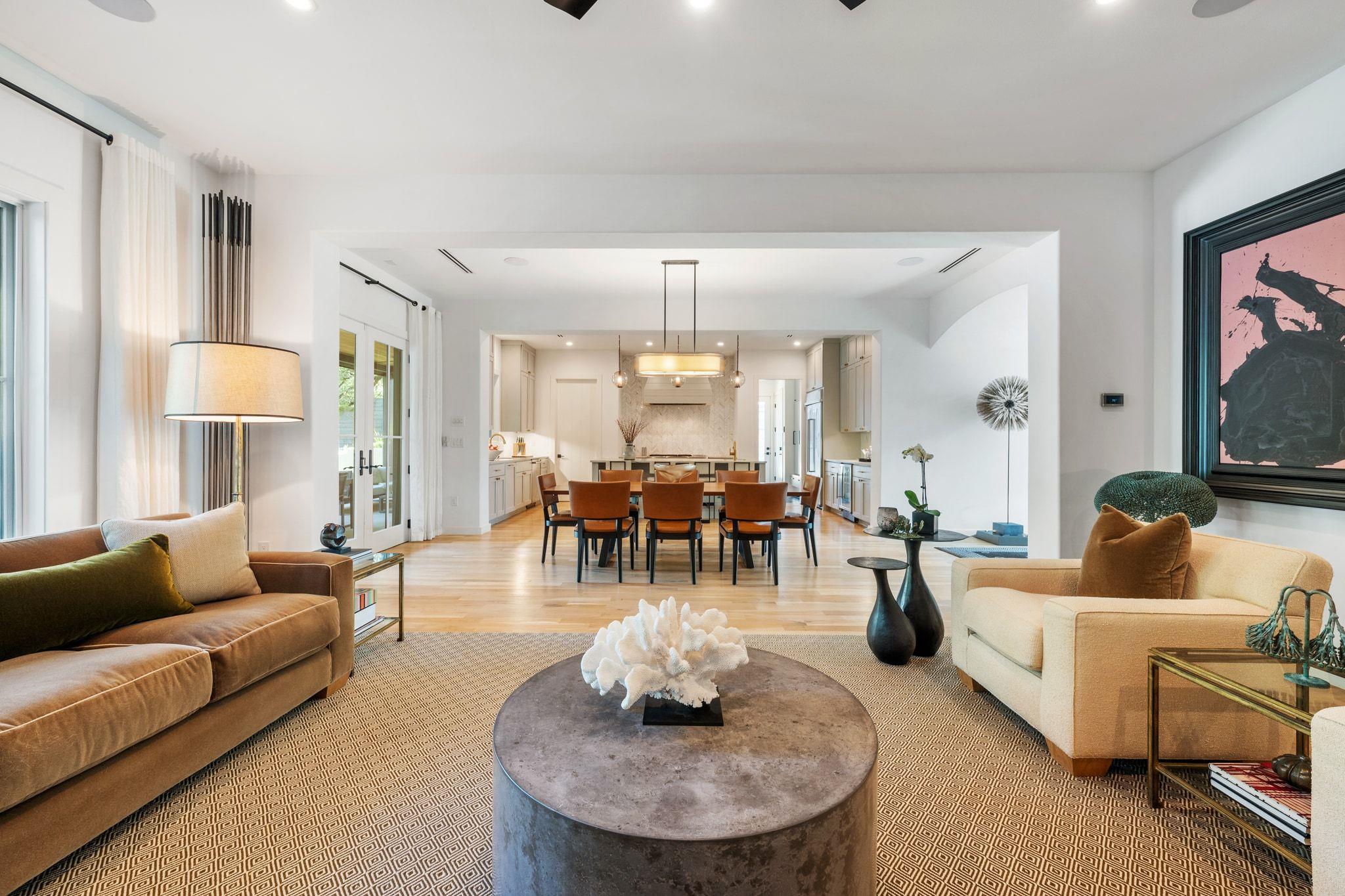 3621 Peregrine Falcon Dr, Austin, TX 78746