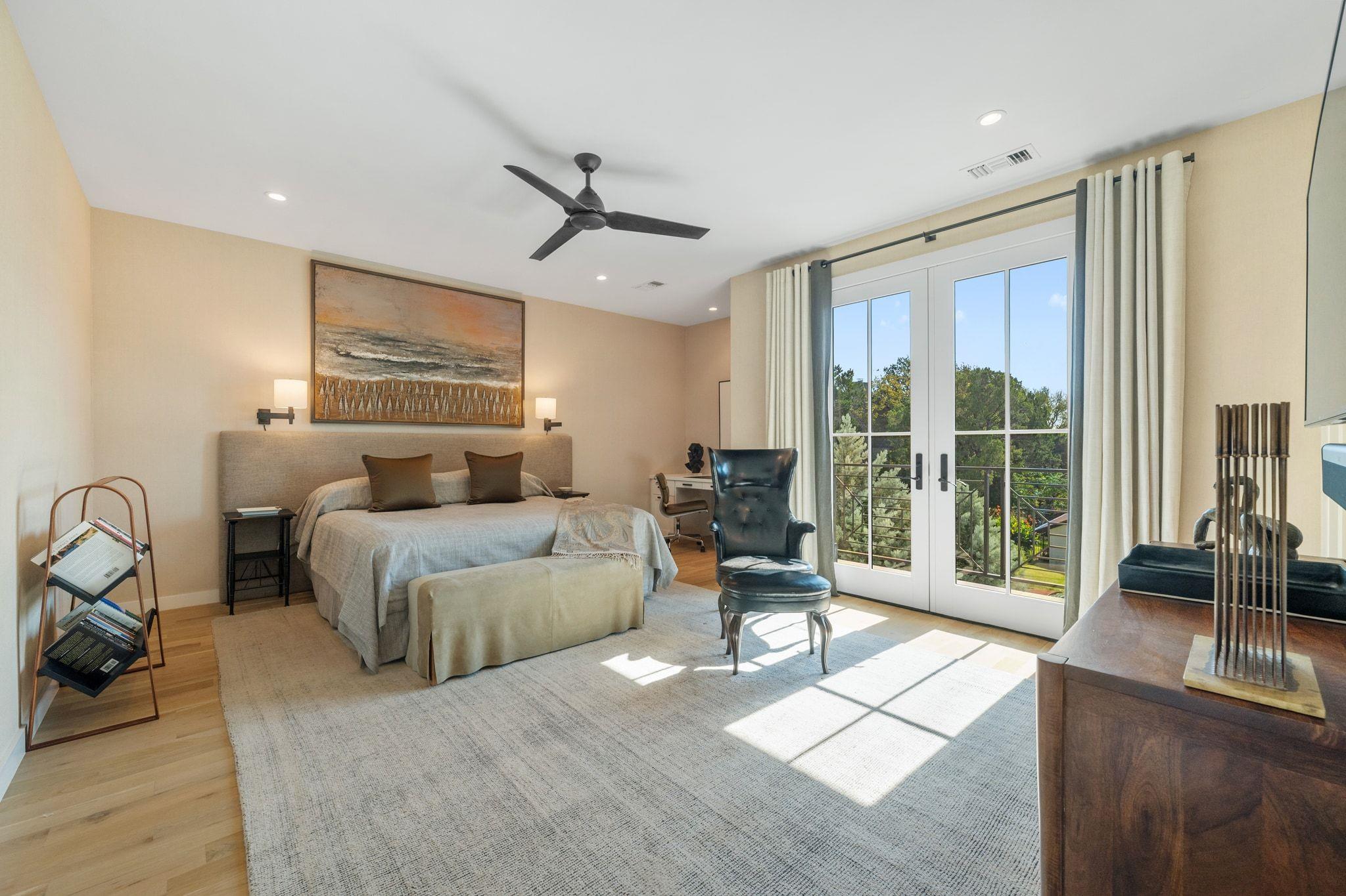 3621 Peregrine Falcon Dr, Austin, TX 78746