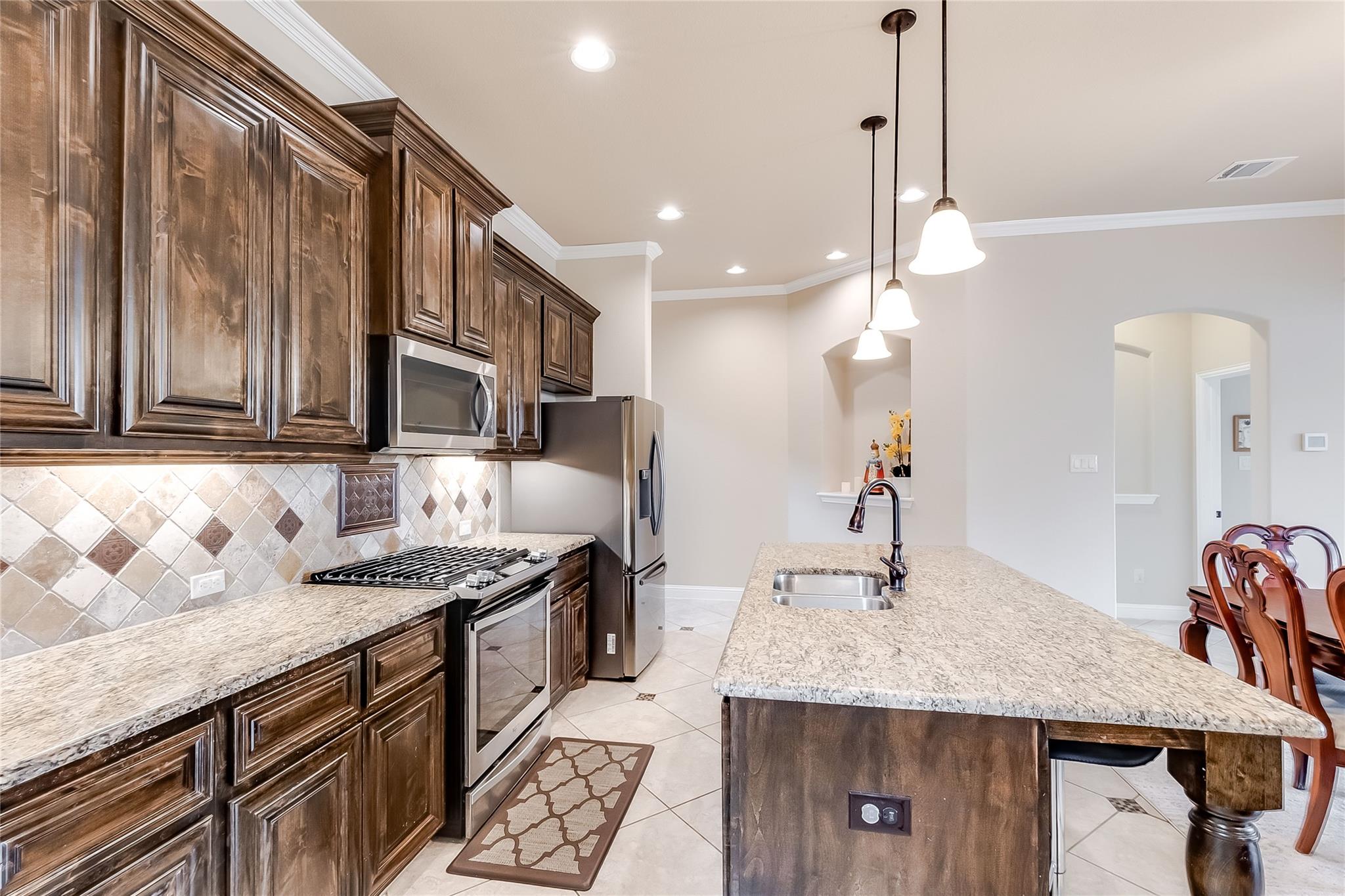 1312 Mustang Brook Ln, Leander, TX 78641