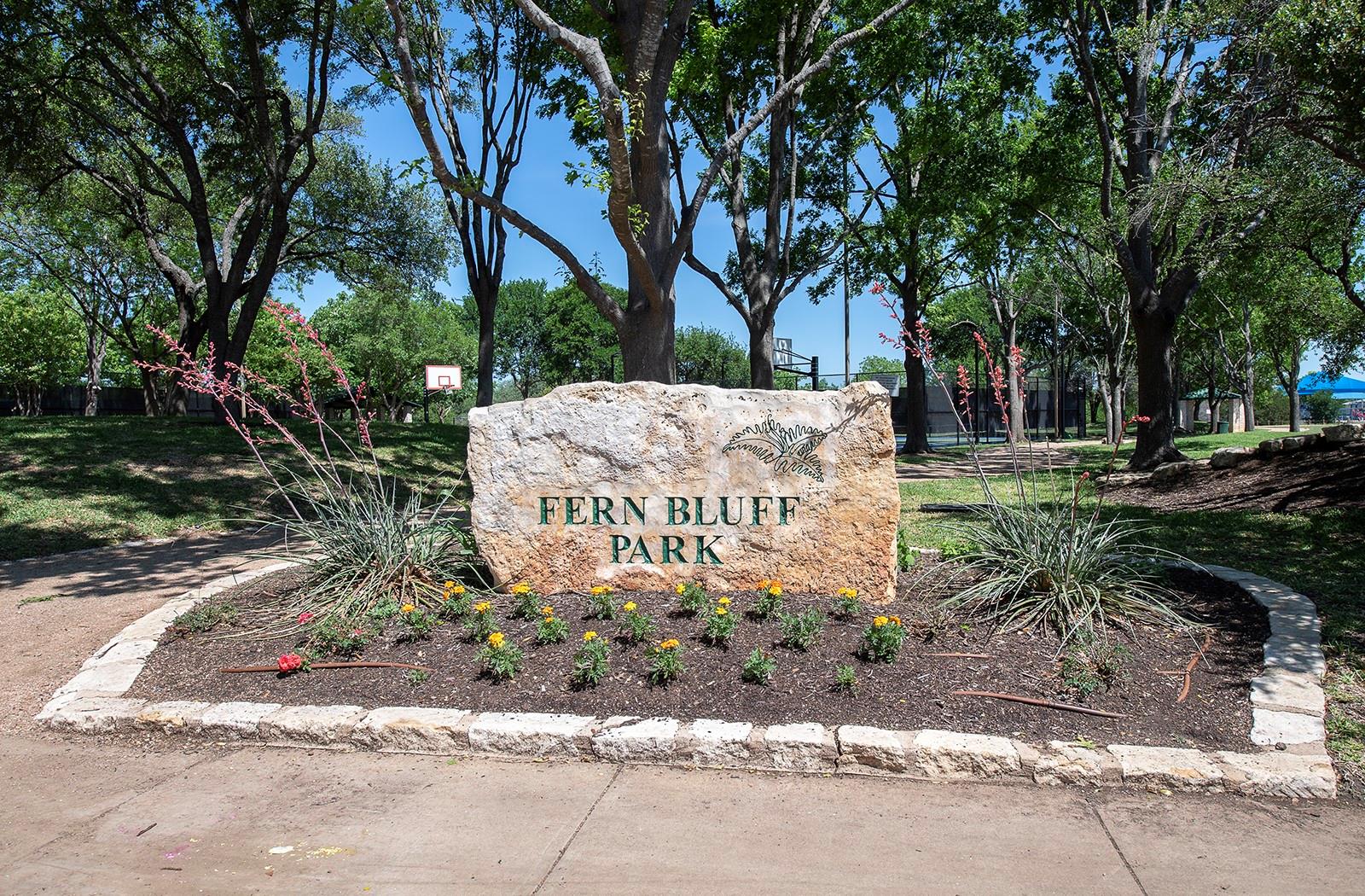 8318 Glen Canyon Dr, Round Rock, TX 78681