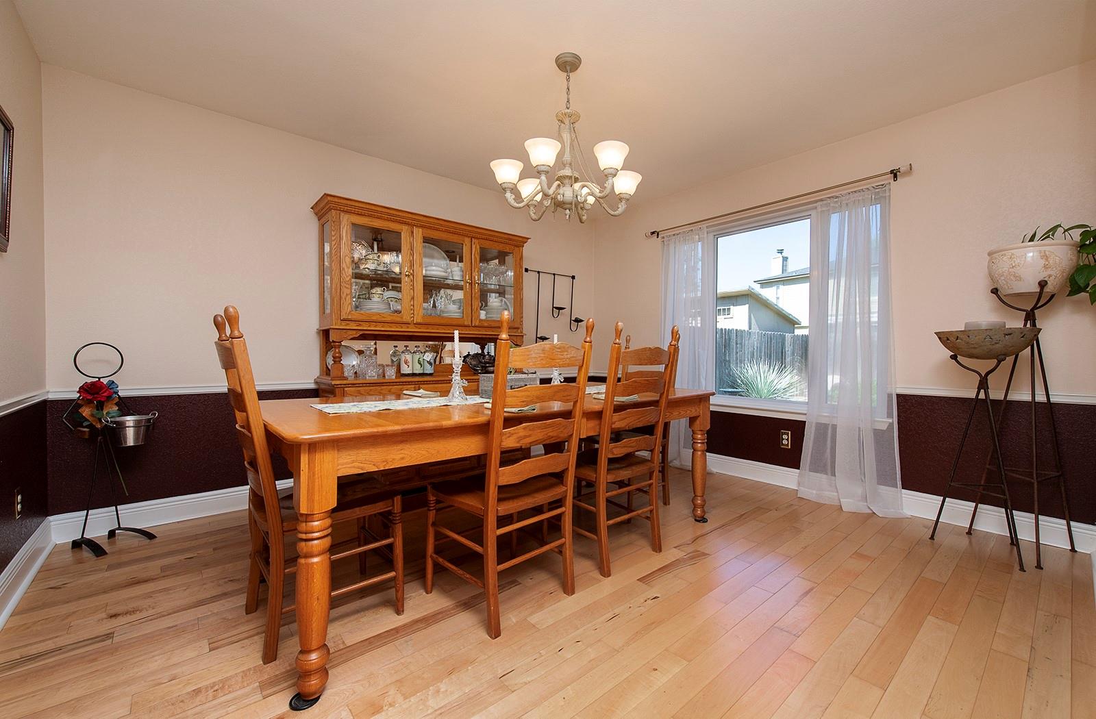 8318 Glen Canyon Dr, Round Rock, TX 78681