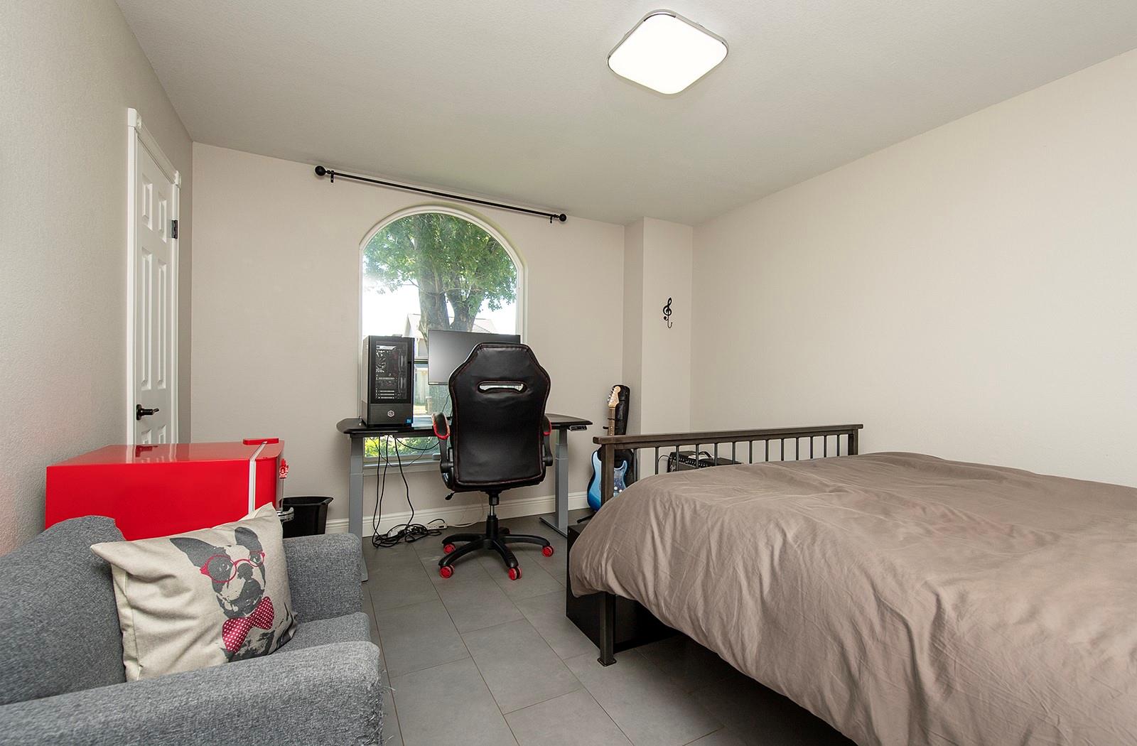 8318 Glen Canyon Dr, Round Rock, TX 78681