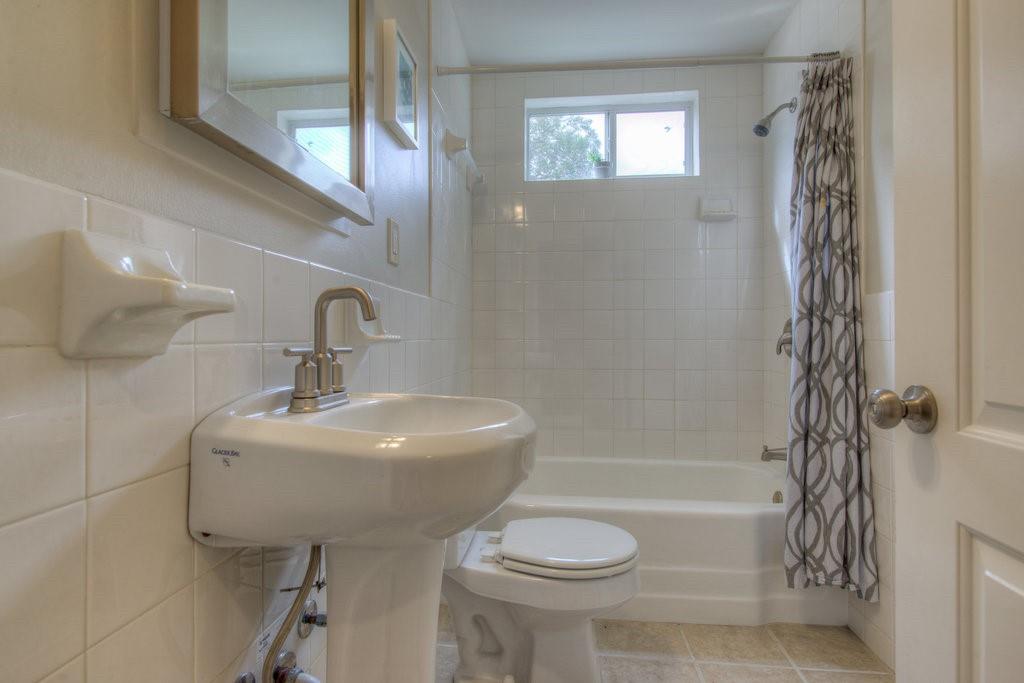 7608 Delafield Ln, Austin, TX 78752