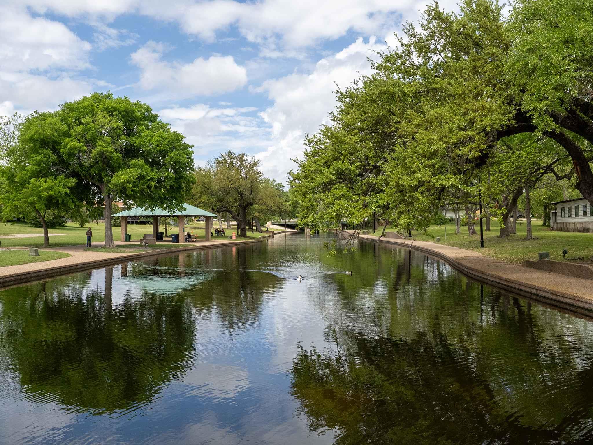 100 Linsey Cv, Burnet, TX 78611