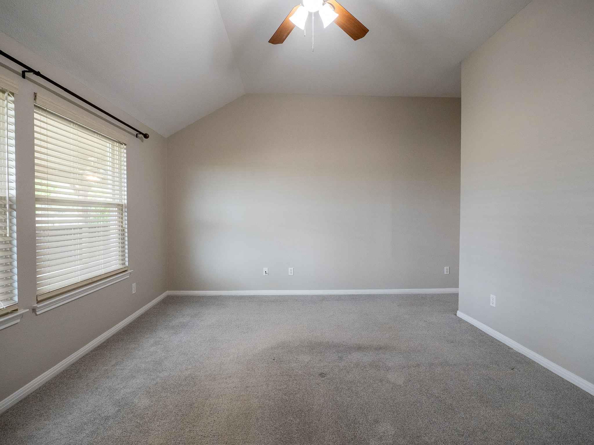 100 Linsey Cv, Burnet, TX 78611